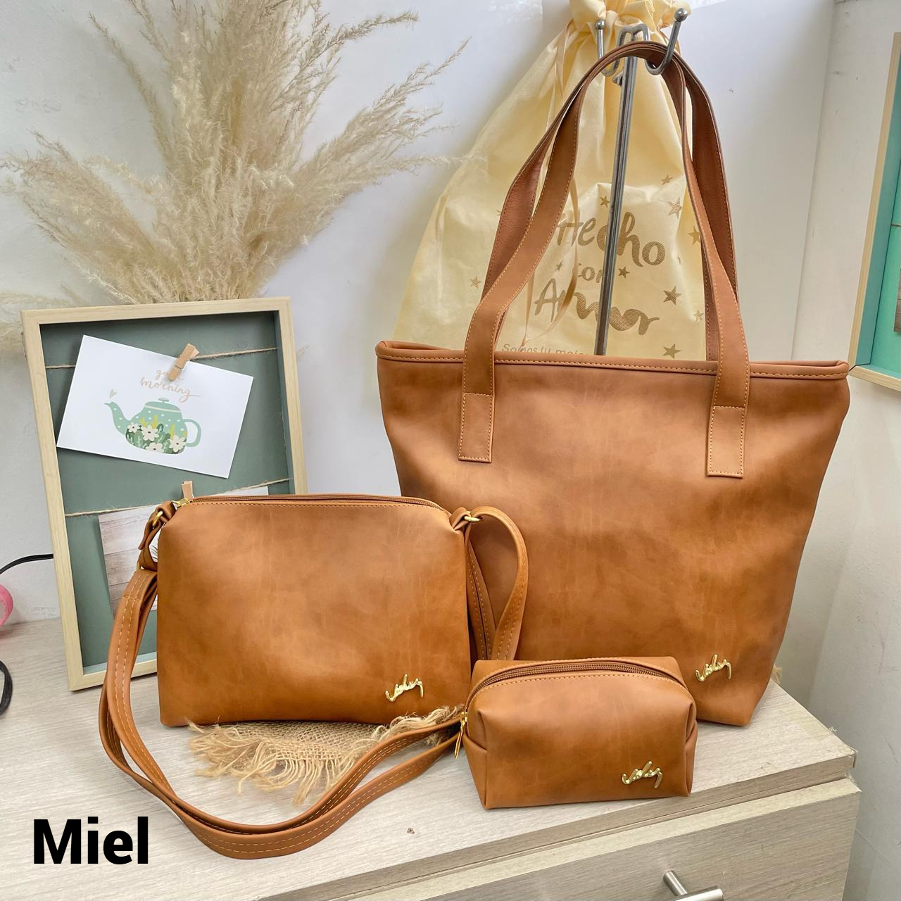 TRIO EN CUERO DACOTA DAMA REF SAFARI VLZ